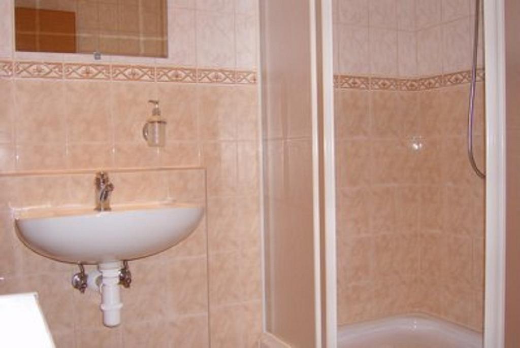 Batavya Penzion Topoľčany 部屋 写真
